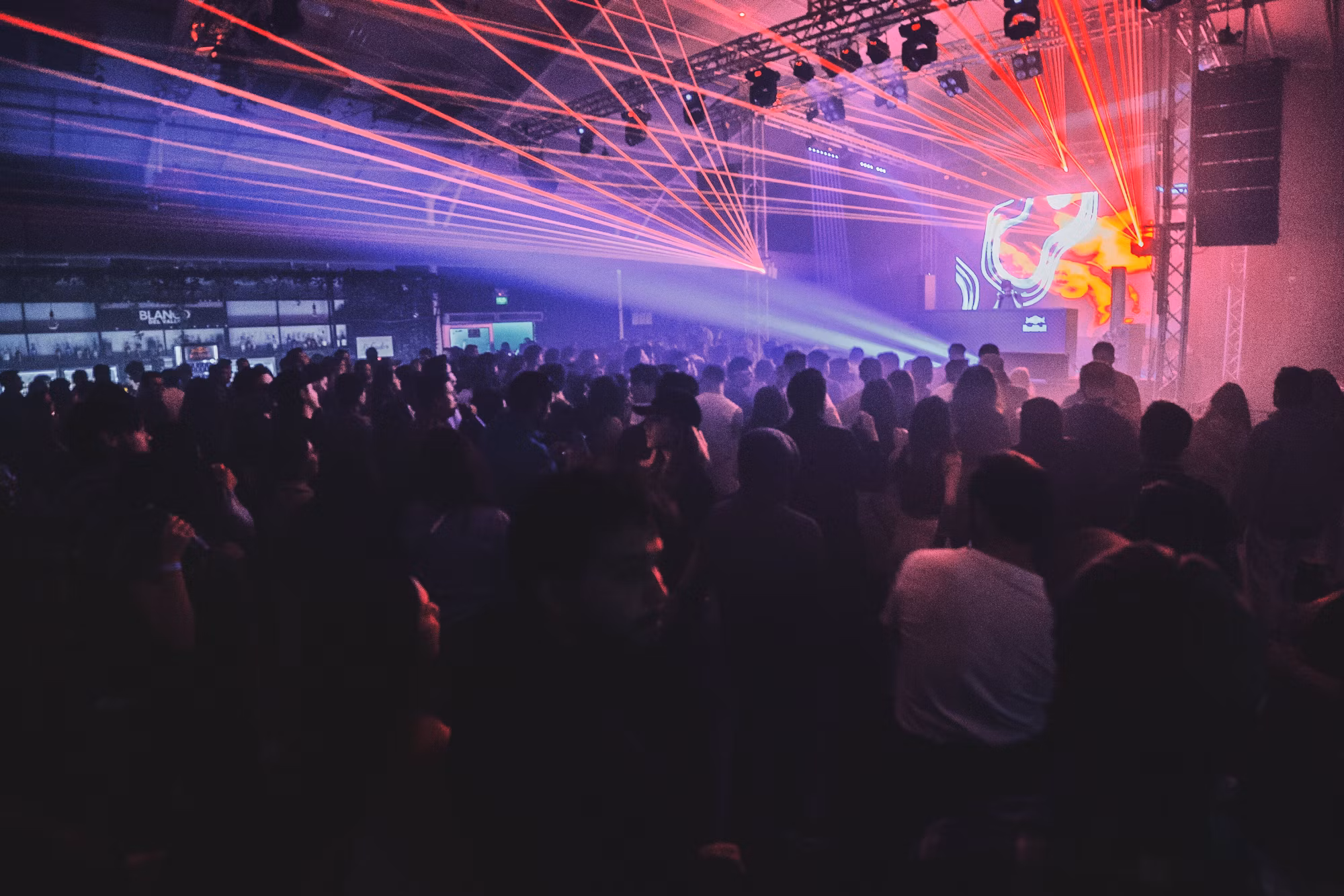 The Evolution of DJ Culture: From Vinyl to Virtual